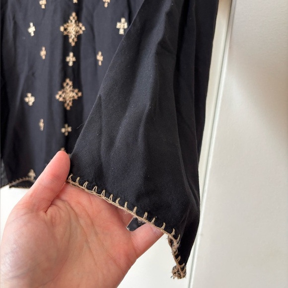 🎉4/30$🎉 Vintage Black Embroidered Boho Blouse✨ Size XL (ptp 22) — 8/10 - Picture 3 of 4